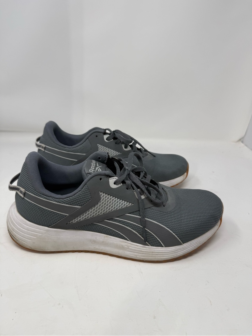 Like new Reebok Men's Lite Plus 3 Running Sz 10 (CHYJNL)